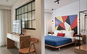 Cozy Suites